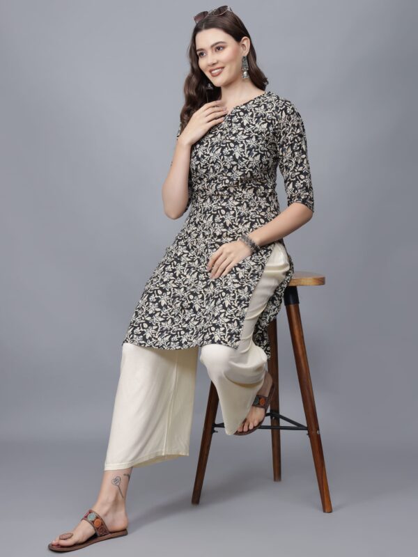 Women's Black Floral Print Pure Cotton Kurta - Etraana