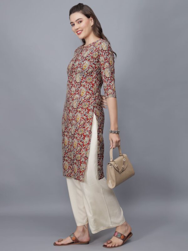 Women Floral Print Pure Cotton Kurta side - Etraana