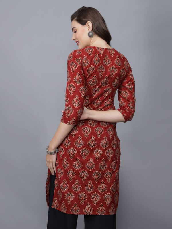 Women's Floral Print Cotton Kurta (Maroon) - Etraana.com