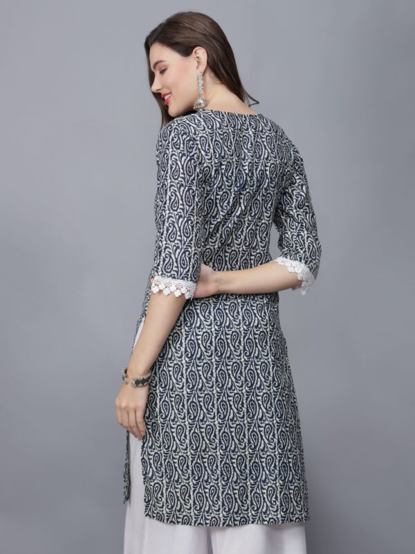 Women's Blue Floral Print Pure Cotton Straight Kurta - etraana.com