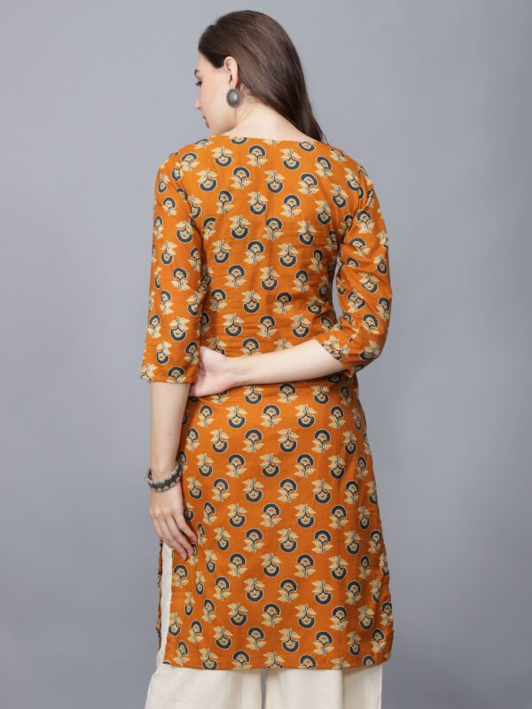 Women's Mustard Round Neck Cotton Kurta - Etraana.com