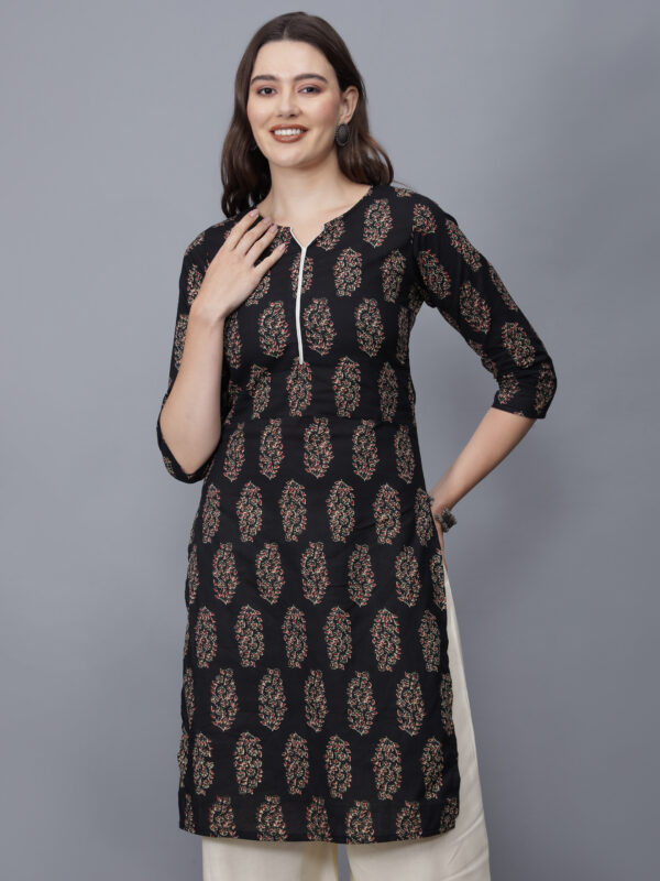 Women's Floral Print Pure Cotton Kurta (Black)-etraana.com